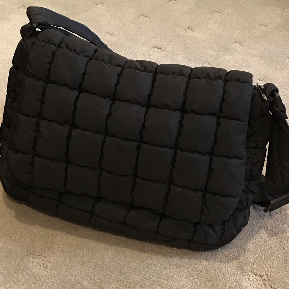 Stylish Black Quilted Men's Messenger Bag